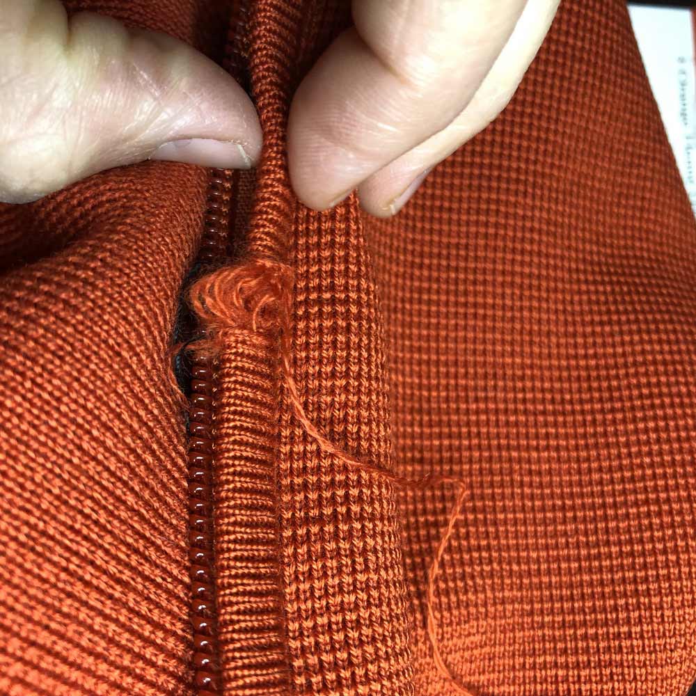 sans-accroc-remaillage-veste-rouille-avant